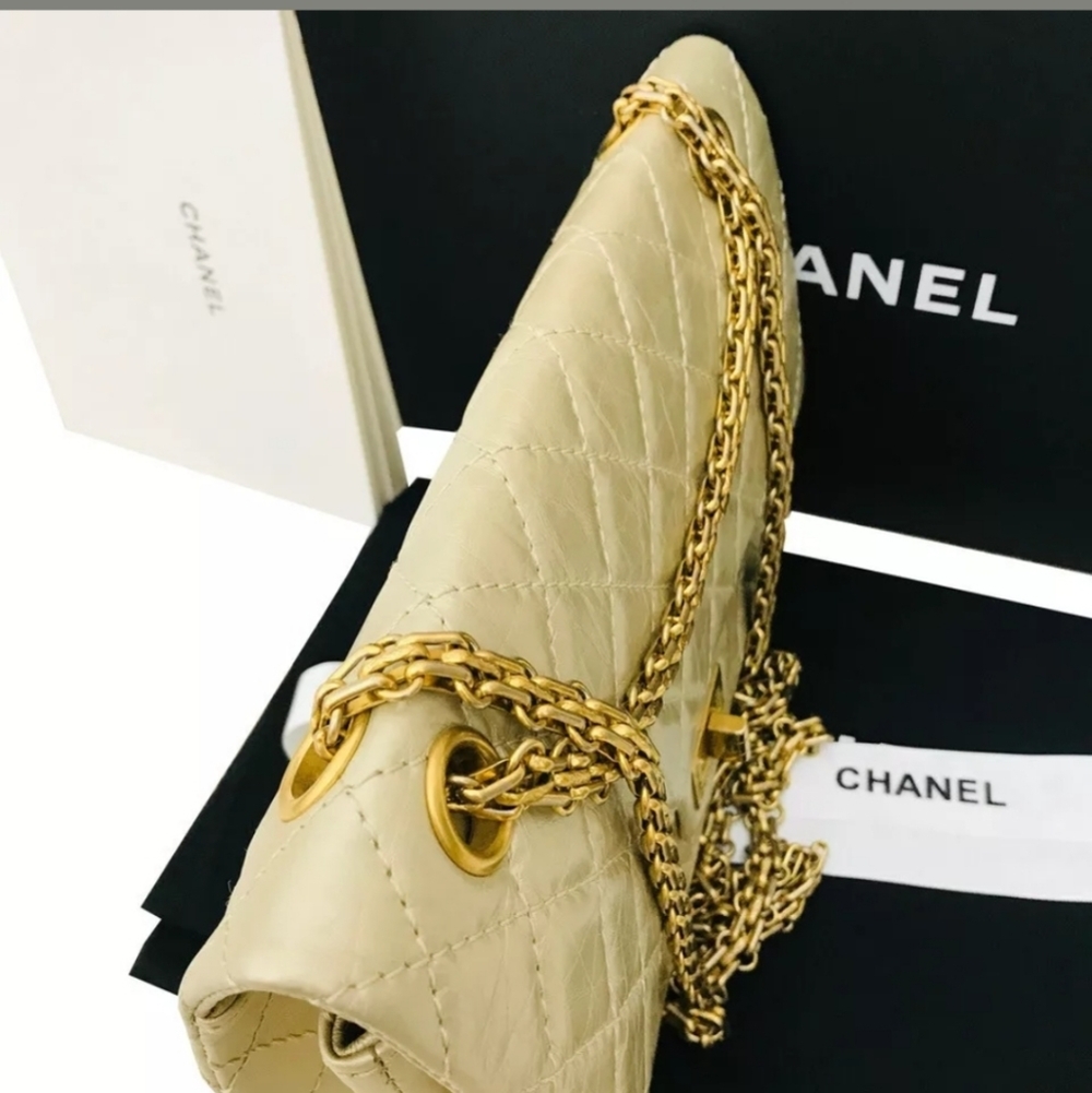 🎉HP X2🎉CHANEL  Reissue Gold Double Flap Calfskin - Picture 6 of 8